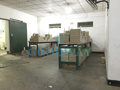 成品仓库间